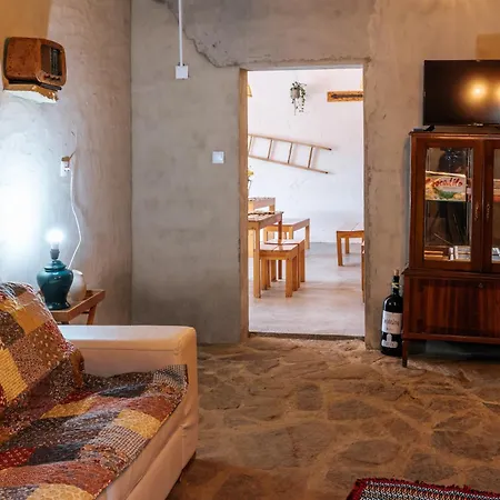 招待所 Alma-rio 2 By Mycelia