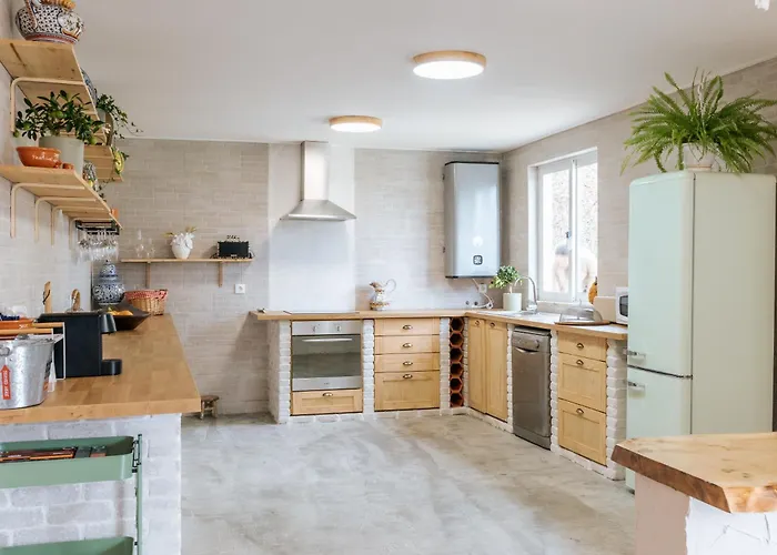 Alma-rio 2 By Mycelia Tomar